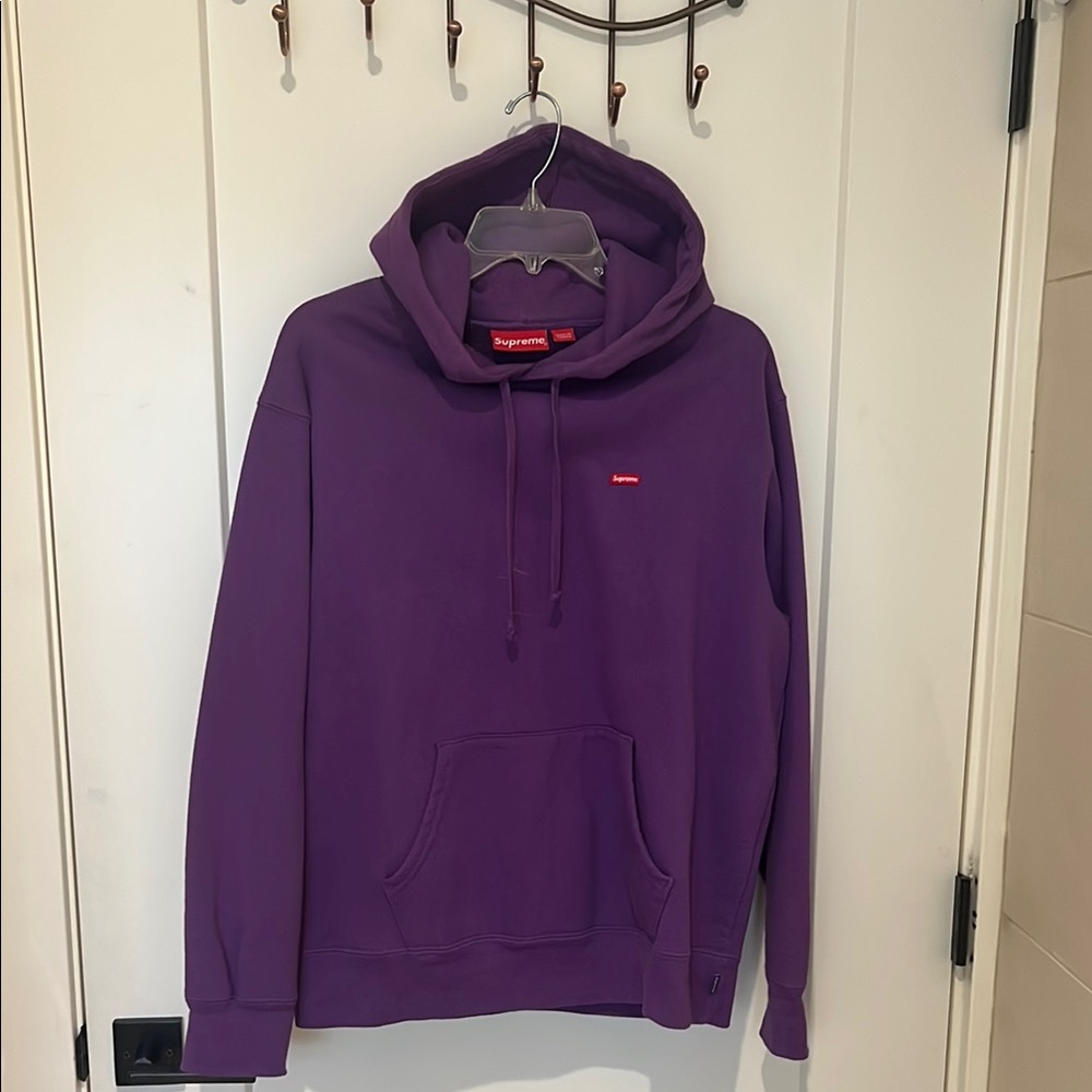 💯 Authentic supreme hoodie